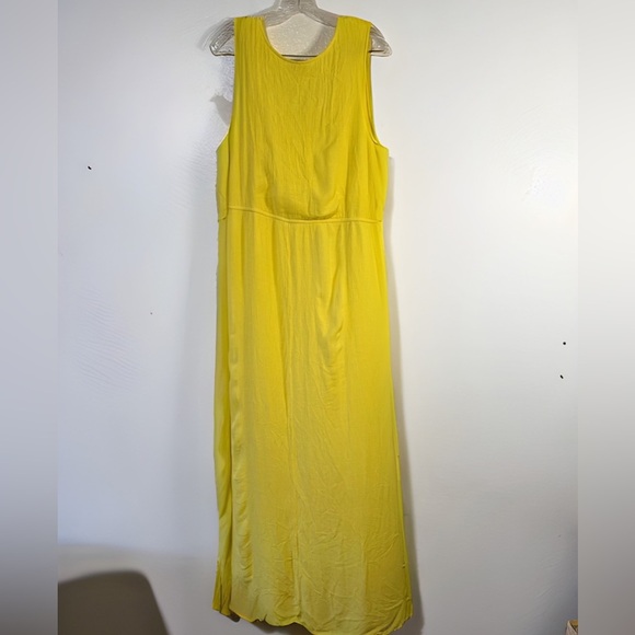 Old Navy Yellow Maxi Sundress Womens XXL V-Neck Sleveless Lined One Side Slit - Picture 2 of 9